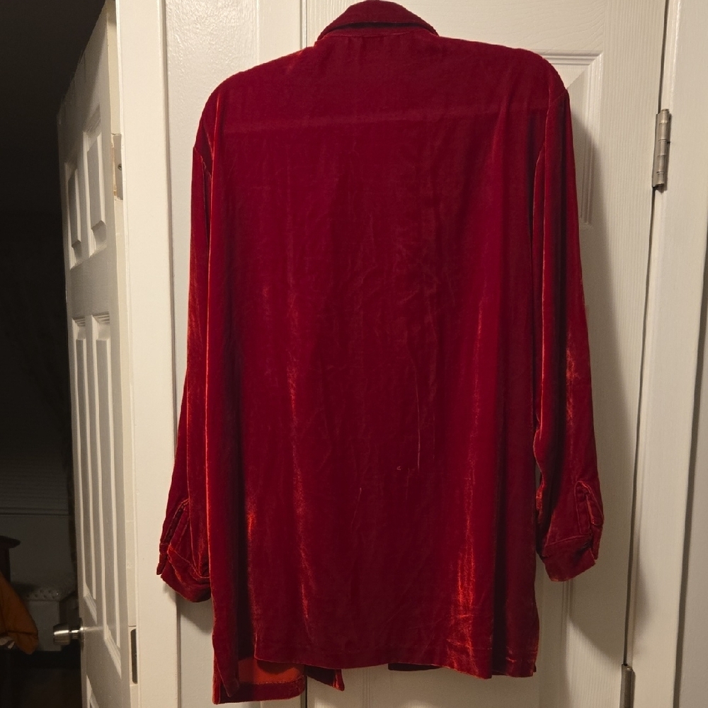 Eddie Bauer Women's Eddie Bauer Rich Red Velvet Shirt ❤️ Size M - Picture 5 of 10